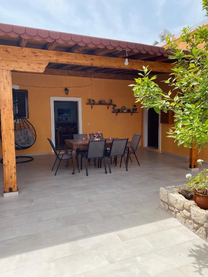 Archangelos Family House Bagian luar foto