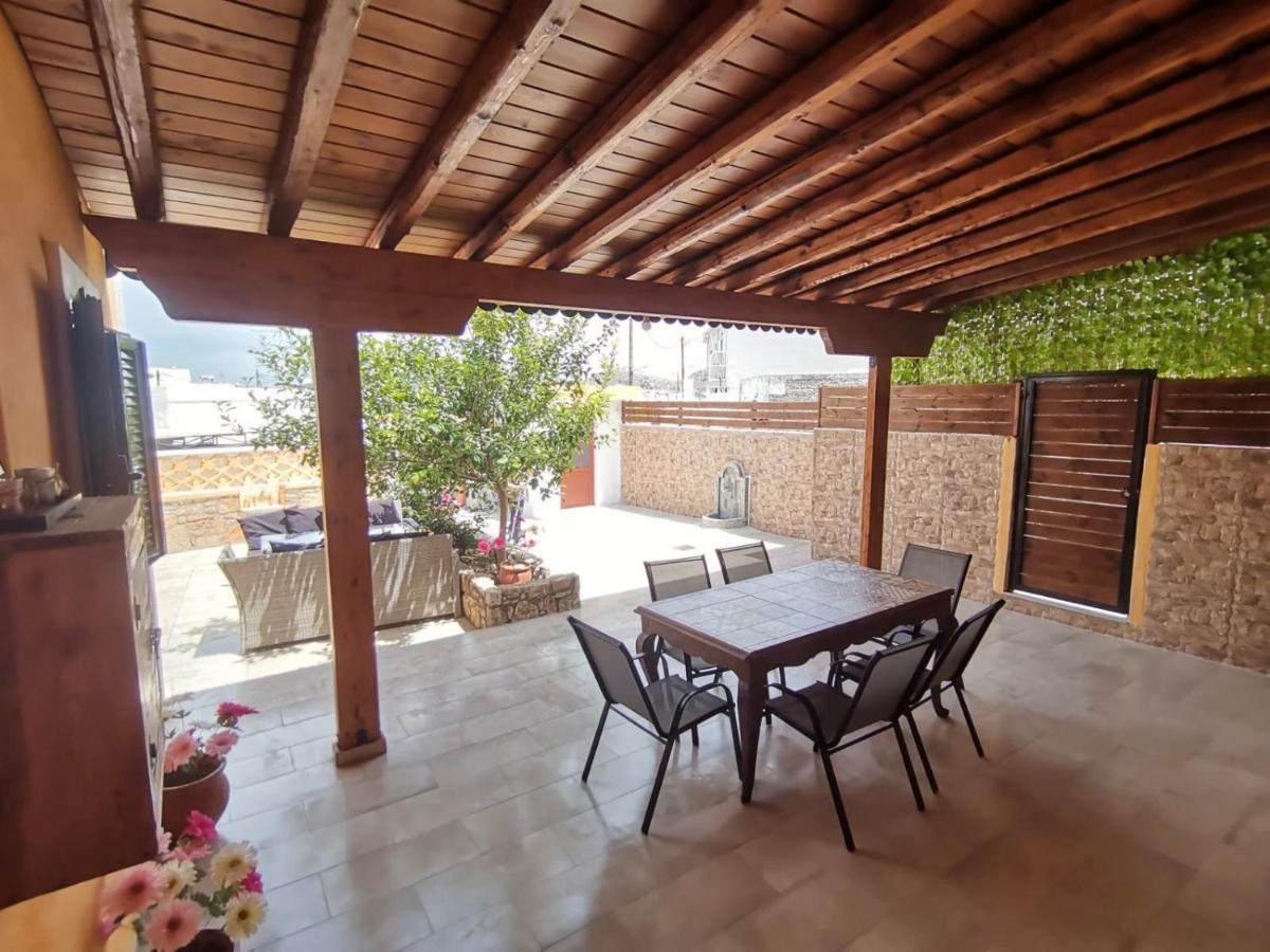 Archangelos Family House Bagian luar foto