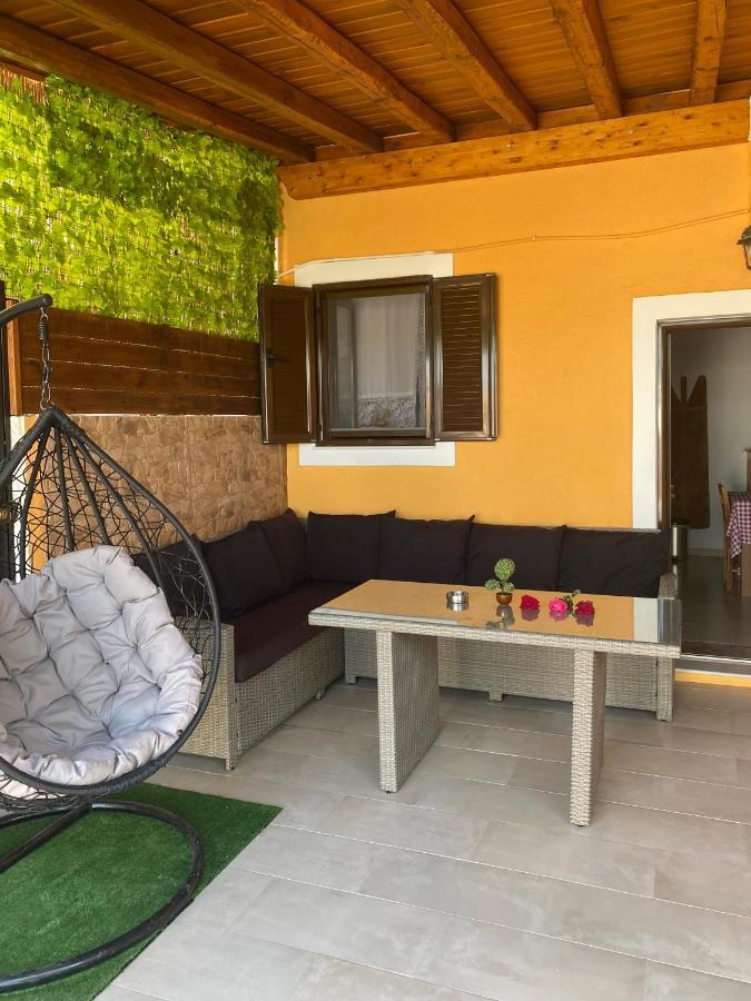 Archangelos Family House Bagian luar foto